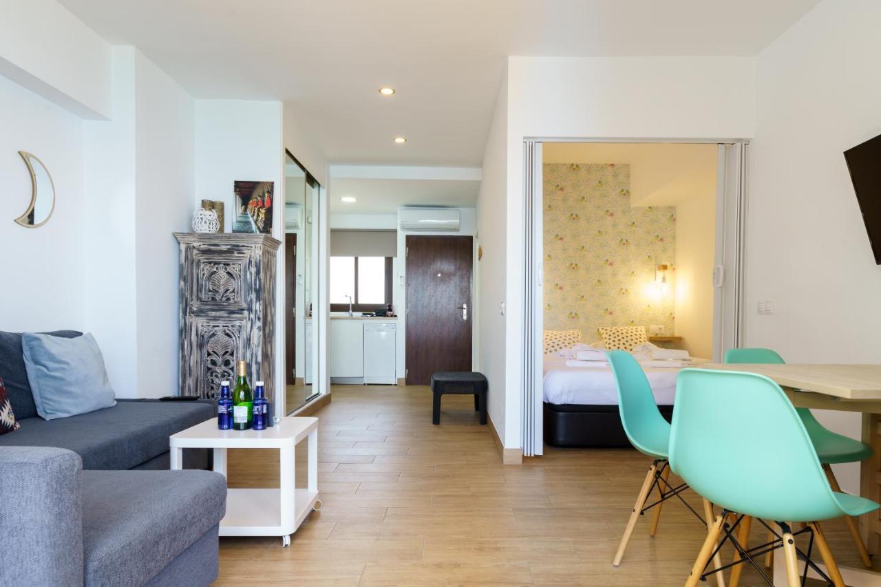 Amazing Views Beachfront Apartment With Swimming Pool Benalmádena Eksteriør bilde